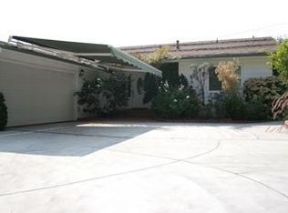10831 Sevenhills Dr, Tujunga, CA 91042