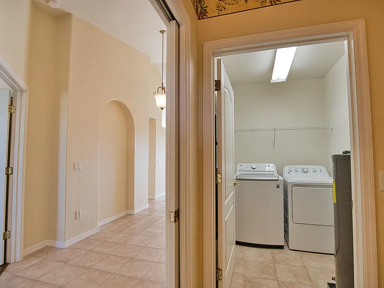 150 L Pavia Blvd #32 — Photo 28