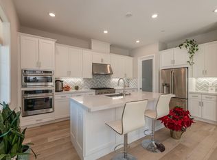 141 Rondo, Irvine, CA 92618