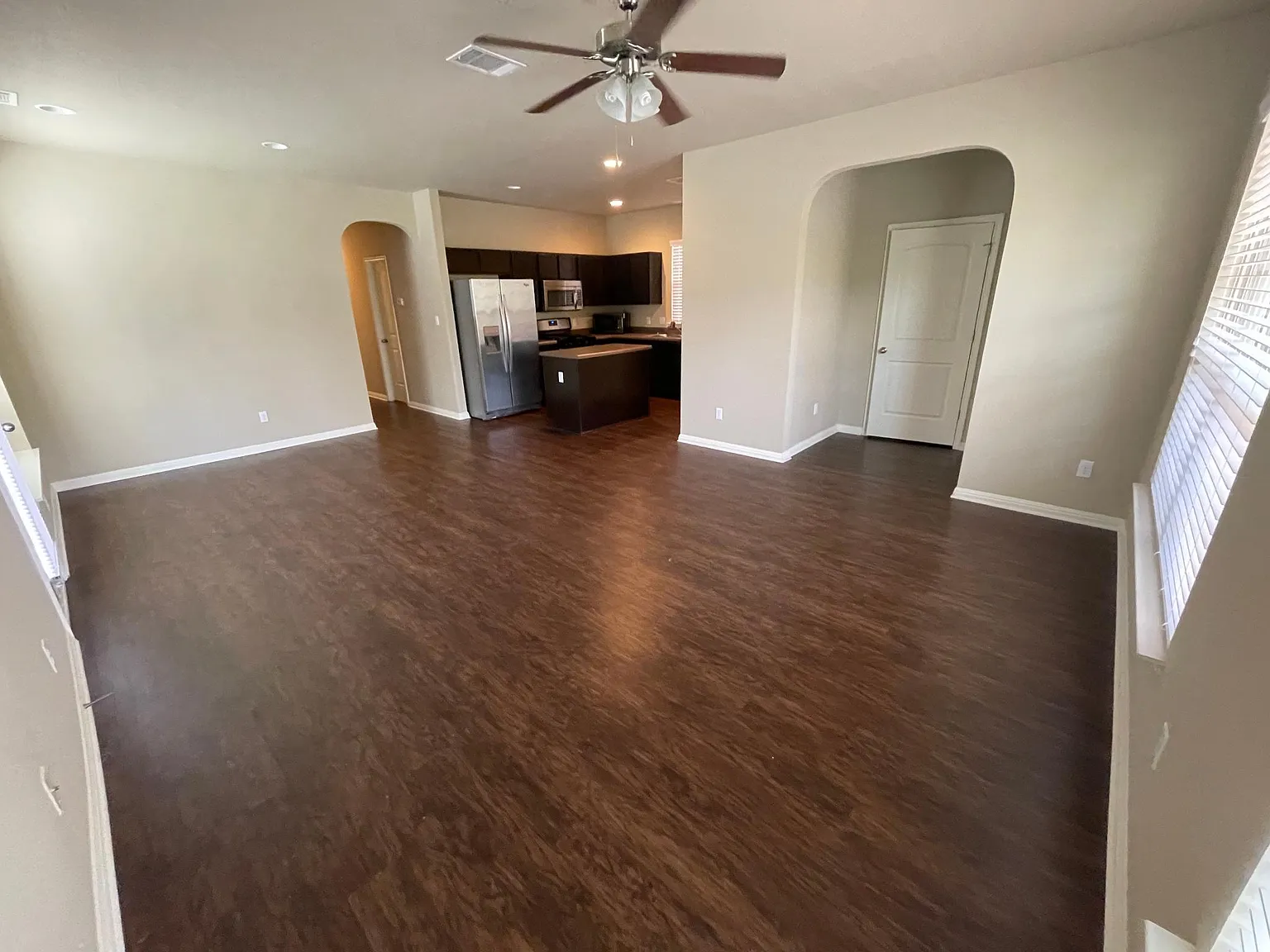 4610 Esper Ln — Photo 3