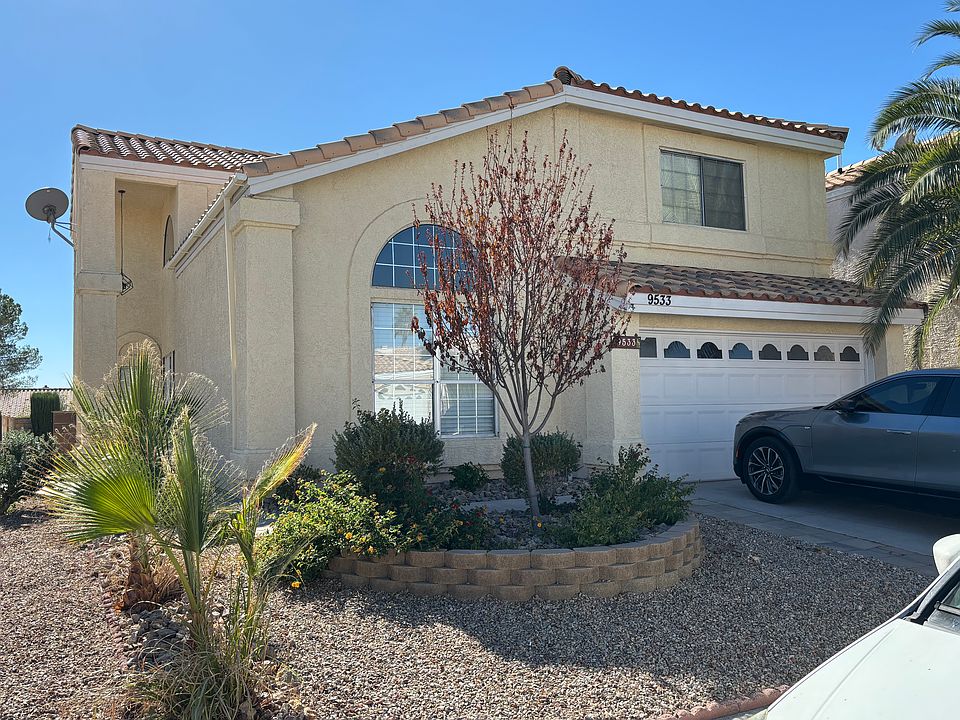 1st image of 9533 Lazy River Dr