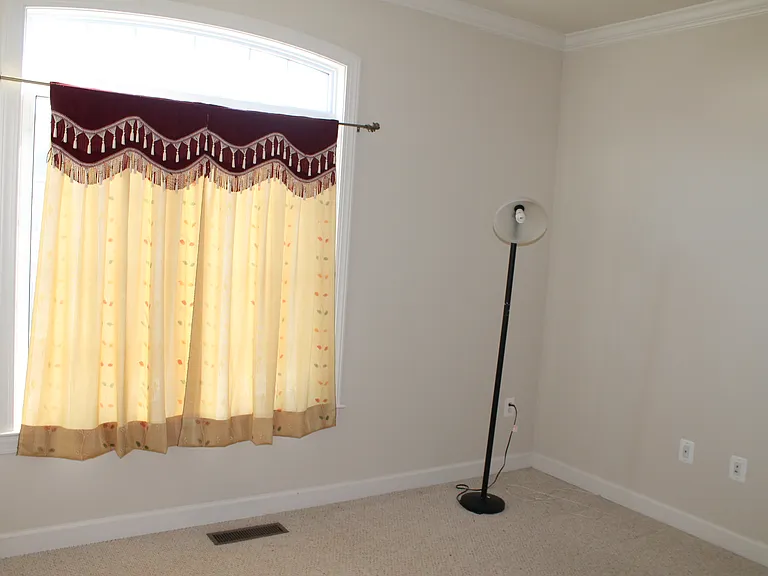 24907 Earlsford Dr — Photo 33