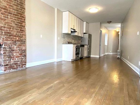 4th image of 649 Washington St #8A
