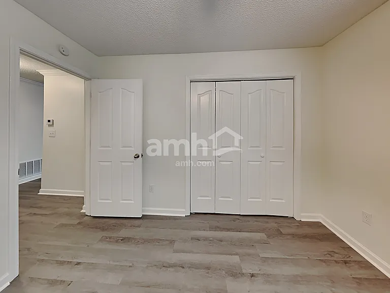 2714 Cedar Bluff Dr — Photo 17