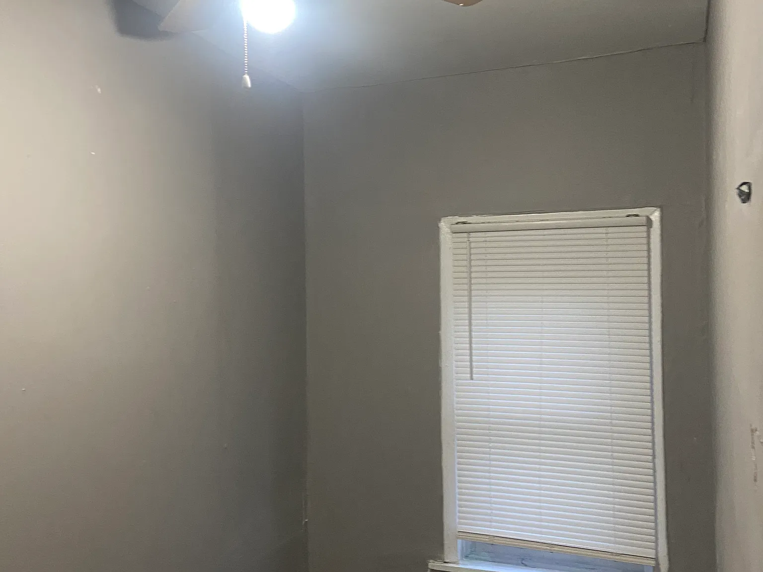 3 bed, 1008 sqft, $1,300 — Photo 1