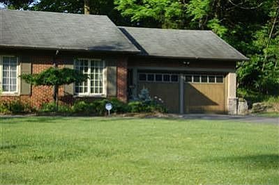 2nd image of 7500 Amber Ln