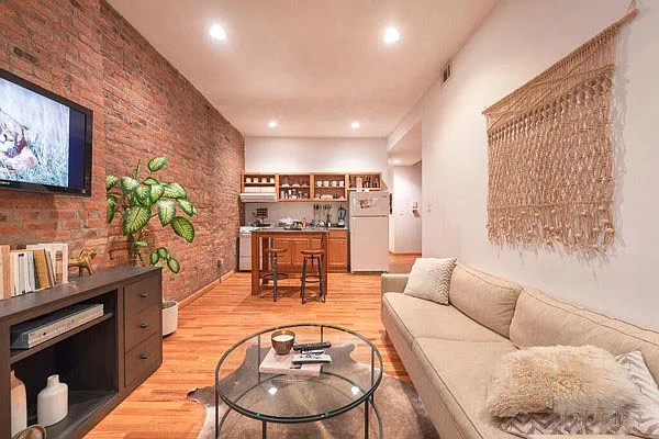 Rented by Southfacing Realty, LLC | media 5