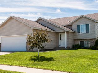 2711 Ashland Pl NW, Rochester, MN 55901