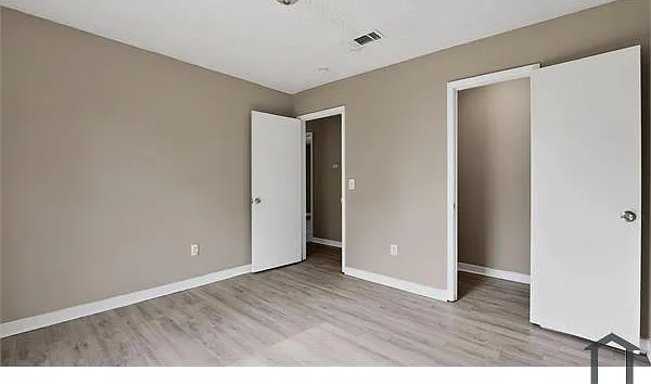 1704 Brookhollow Cir — Photo 9