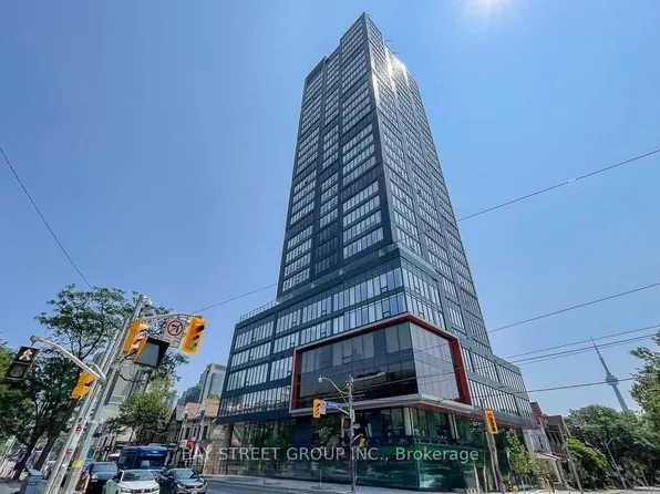 203 College St, Toronto, ON