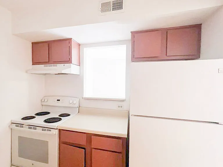 2402 Blanco Dr #A — Photo 9