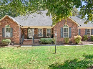8255 Quail Hollow Dr, Harrisburg, NC 28075