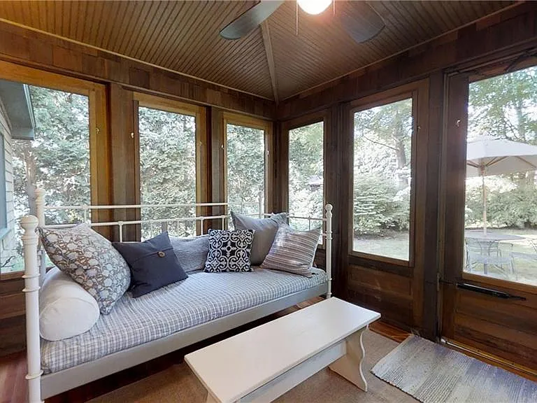 95 Wood Ln — Photo 23