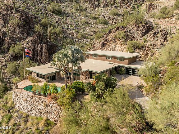 2nd image of 7310 N HIGHCLIFF Drive