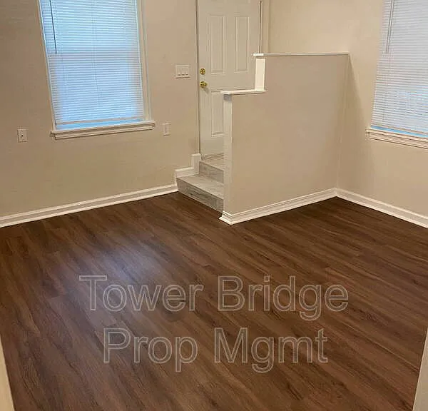 716 14th St #B — Photo 12