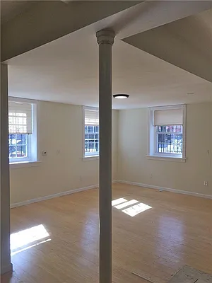 Rented by Compass | media 27