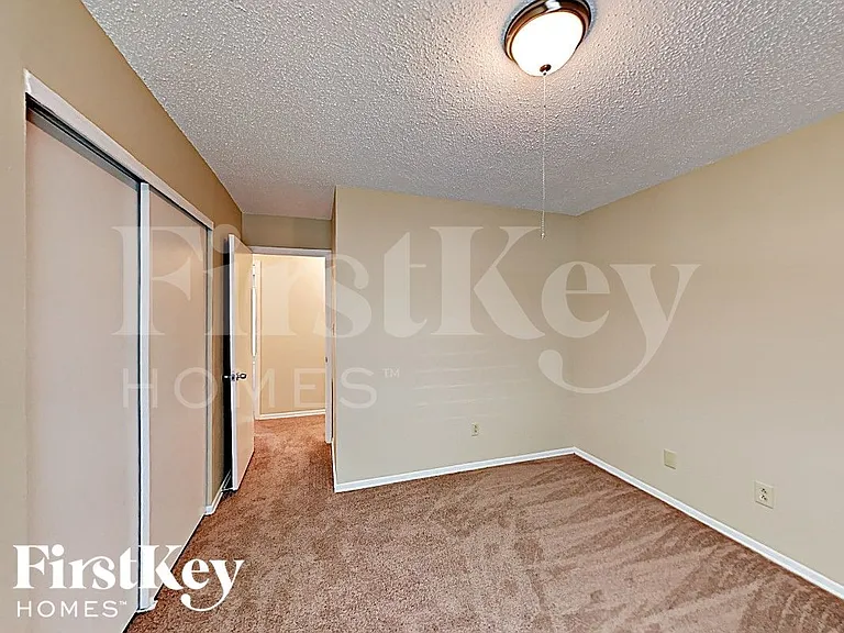 6417 Pineburr Ct — Photo 11