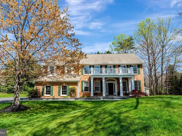 10106 Deckhand Dr, Burke, VA 22015