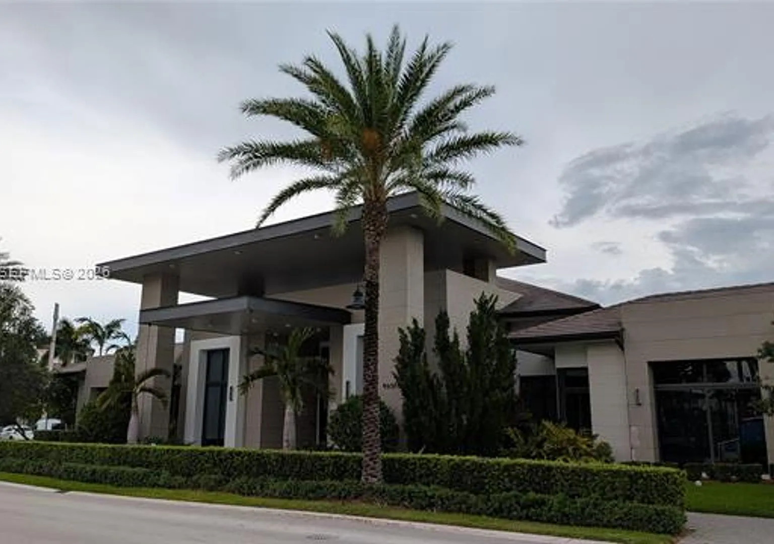8001 NW 41st St cu-F-204, Doral, FL 33166 — Photo 3
