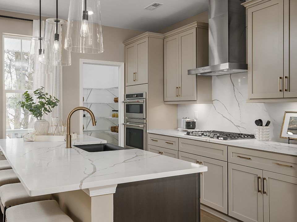 The Bradford Kitchen at Everleigh at Parksdie