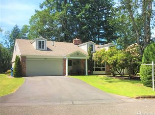 7010 Turquoise Dr SW, Lakewood, WA 98498