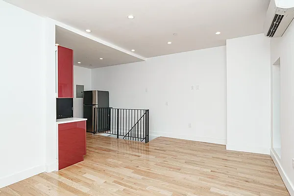 Rented by MySpaceNYC | media 5
