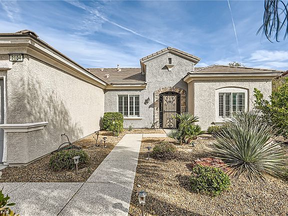 3rd image of 2104 Cumberland Hill Dr