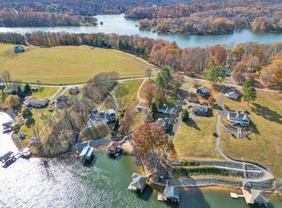 6778 Horseshoe Bend Rd, Goodview, VA 24095