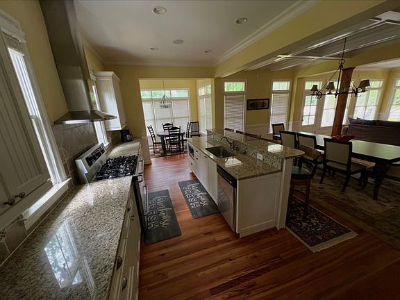 4th image of 349 Shaw Springs Rd