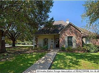 1445 Lakeridge Dr, Baton Rouge, LA 70802