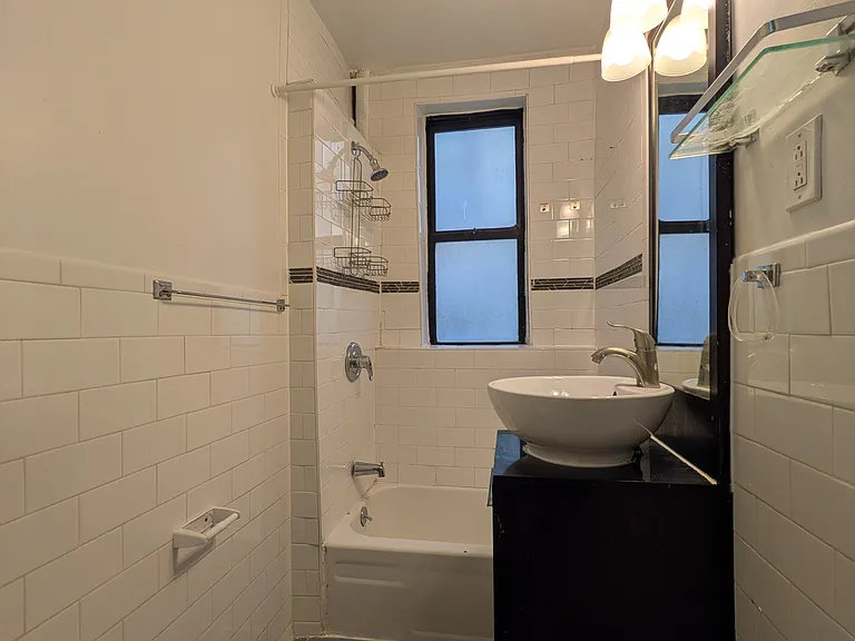 533 W 158th St #32 — Photo 7