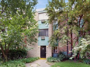 1436 W Farwell Ave APT 2D, Chicago, IL 60626
