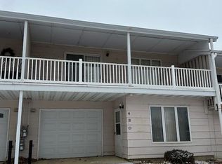 420 6th Ave S, Windom, MN 56101