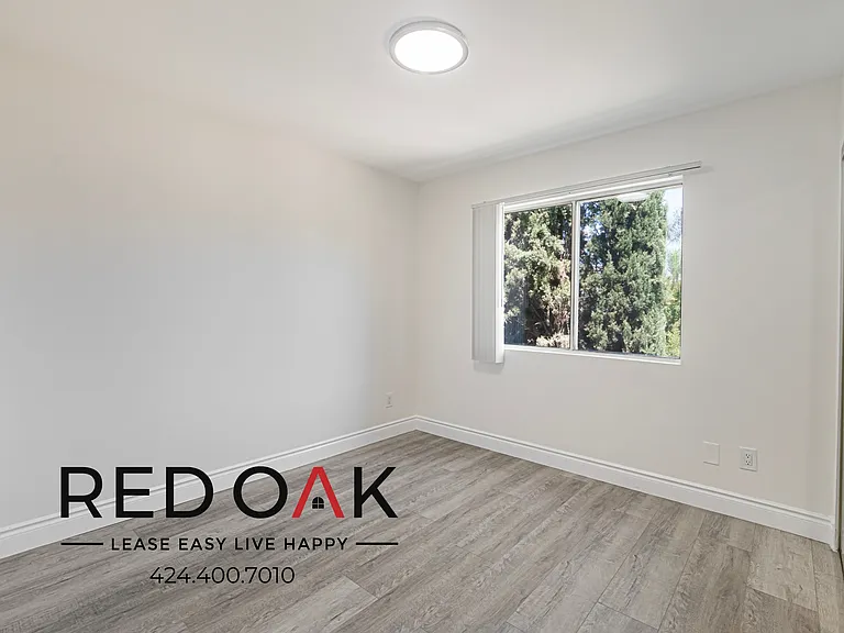 6928 Agnes Ave #2 — Photo 16