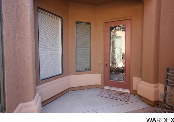 2nd image of 2916 Esmerelda Dr