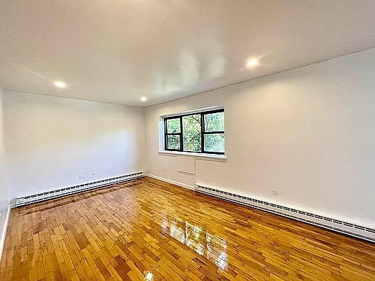 2nd image of 12-10 Astoria Park S #1J