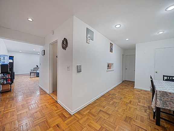 2nd image of 1010 Sherman Ave APT 1F