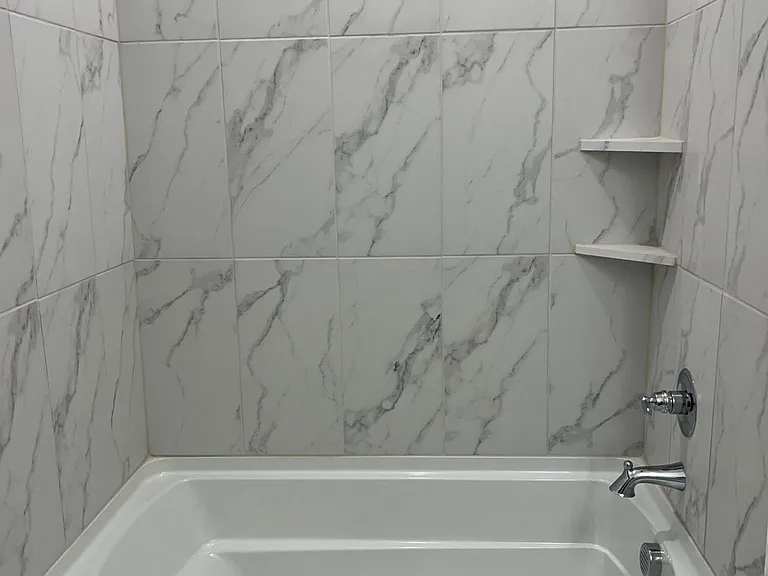 6041 Roper Rd — Photo 11