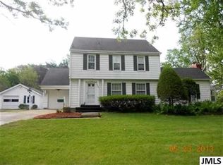 7461 Bunkerhill Rd, Jackson, MI 49201