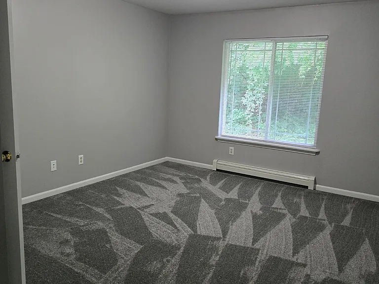 1021 Manitou Dr #3 — Photo 8