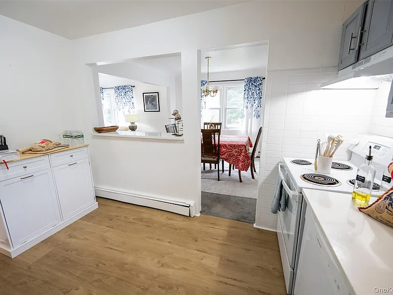 46 Robinson Ave #2 — Photo 5