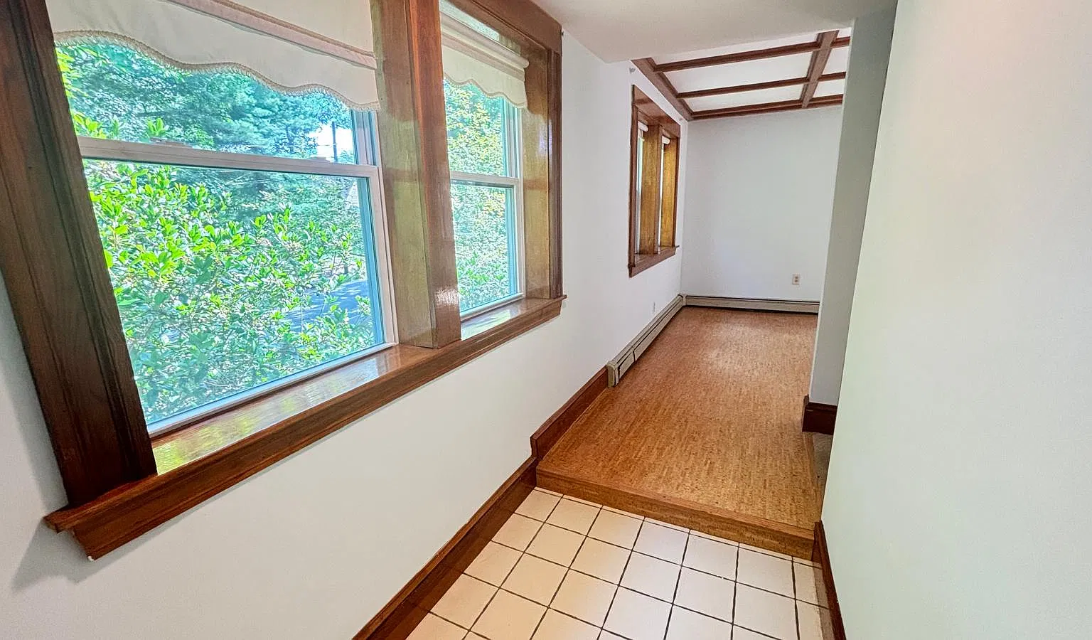 3 bed, $3,000 — Photo 2