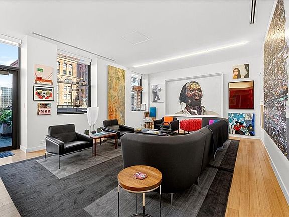 3rd image of 912 Baltimore Ave #401/402