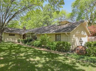 2 W 115th St, Kansas City, MO 64114