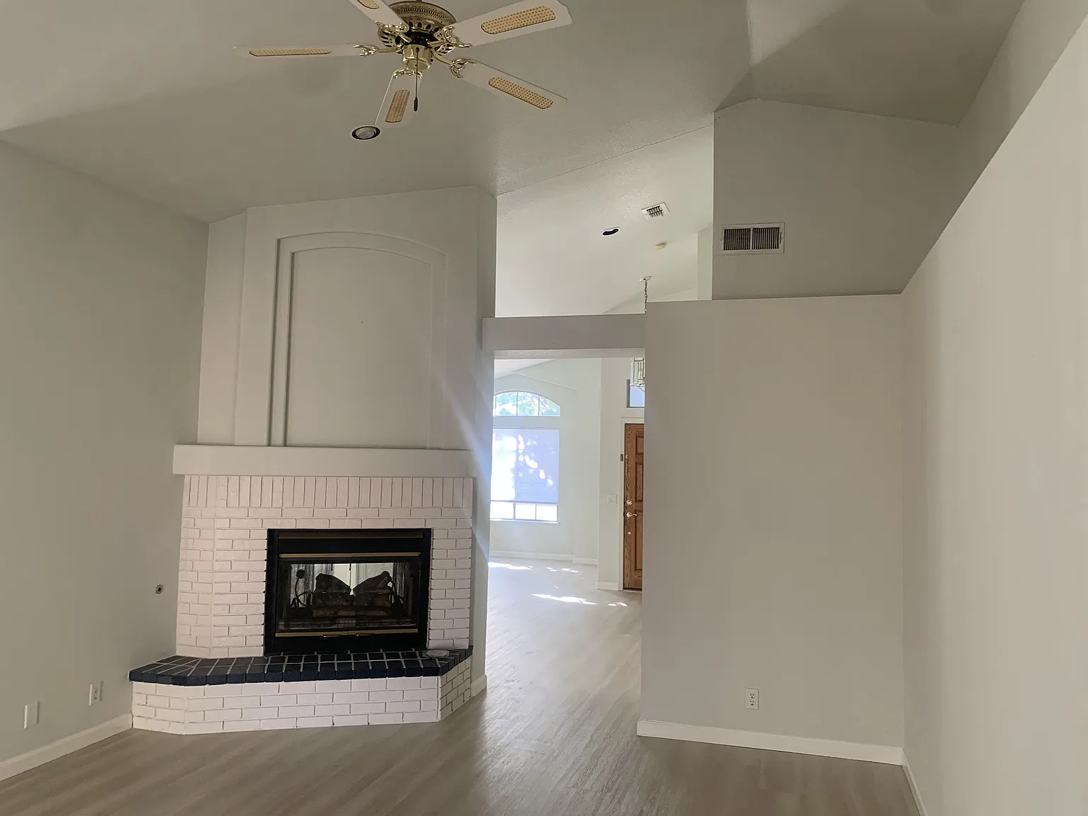 3 bed, 1617 sqft, $2,750 — Photo 3