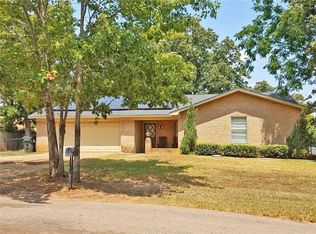 10515 Parkwood Dr, Tyler, TX 75707