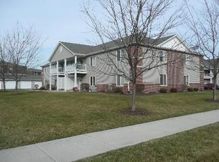 1361 Rock Run Dr UNIT E, Crest Hill, IL 60403