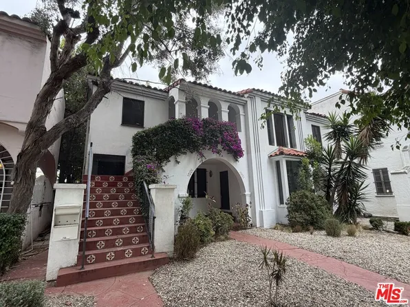 806 N Sweetzer Ave, Los Angeles, CA 90046