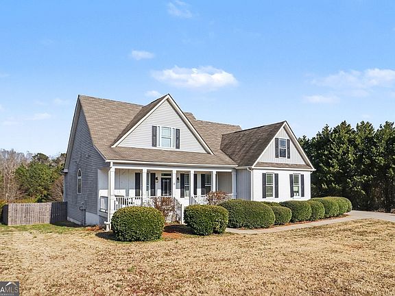 2nd image of 5 Massengale Farms Ct