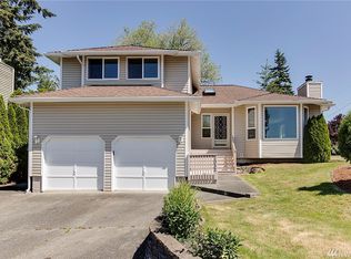 7032 119th Pl SE, Newcastle, WA 98056